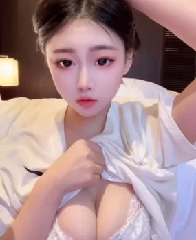 武汉水嫩妹子大白兔不错