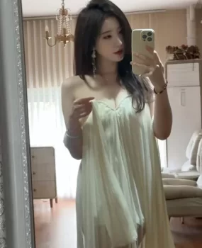 妹子真材实料越插水越多