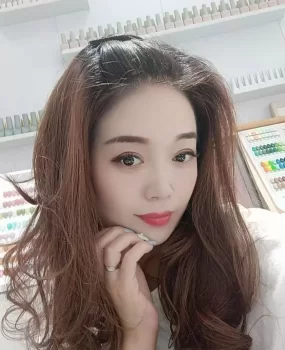 美甲店小姐姐兼职