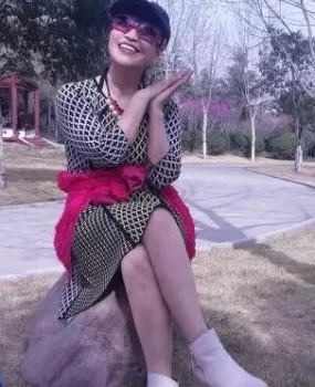一个朋友介绍的，绝对熟女
