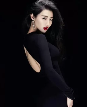 航海路附近的舞蹈老师 花样很多身材火爆