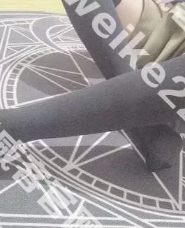 这个妹子是骗子，兄弟们注意了，本人最近被骗了。