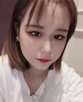 05年的小妹妹，想试试的可看