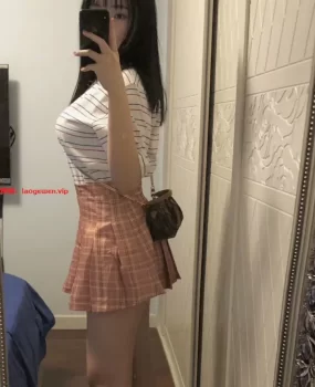 一个皮条客手里优质资源很多洋酒什么的