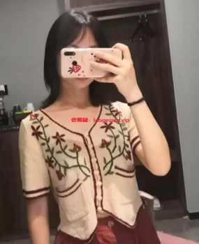刚下海的兼职学生妹水多b紧
