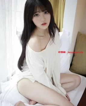 邯郸兼职小学妹，皮肤滑嫩颜值佳